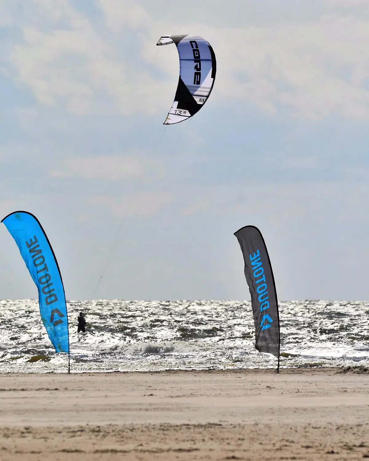 Duotone (Vamos Blade)